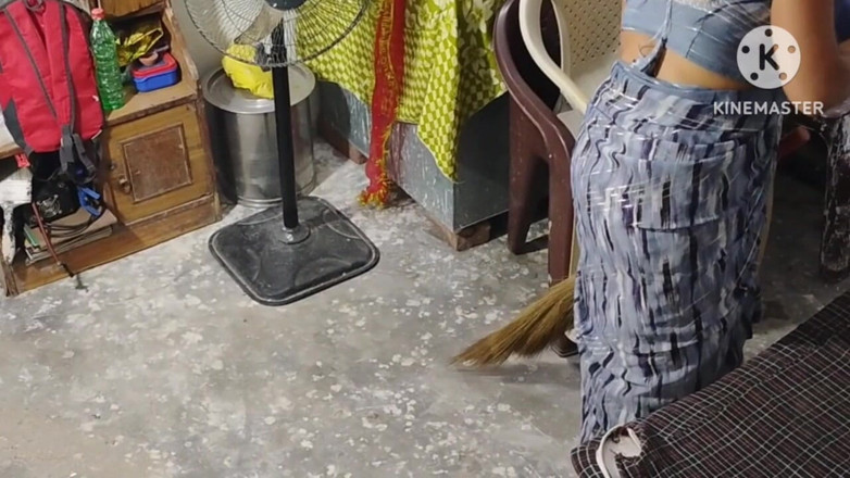 Saxesageth: Kamwali Bai Ki Desi Chudai Padosi Uncle Ne Bhabhi Ko