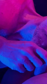 Futând un tată vitreg argintiu în iluminat sexy