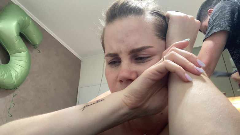 Anna Sky: Mooi En Heet Pak Slaag En Straf Van MILF Anna