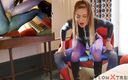Nylon Xtreme: Monika Wild zerżnięta w fioletowe rajstopy