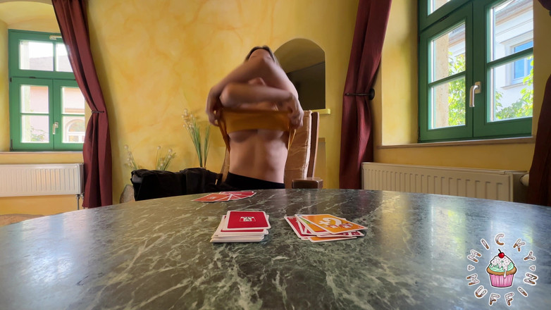 Micky Muffin Studio: 我的性和赌博成瘾！