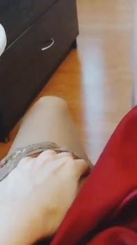 Sehr Behaart, POV-masturbation, Fingermasturbation, Große Schamlippen, Orgasmus Mit Stöhnen