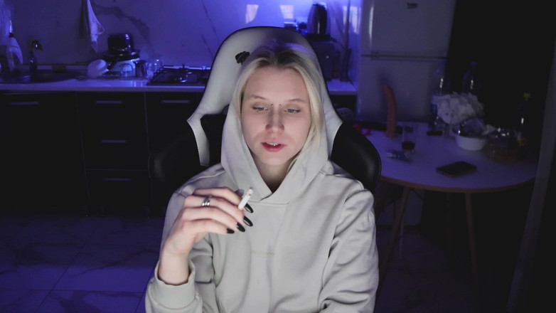 MertyXXX: Ztratil Jsem Doma Popelník