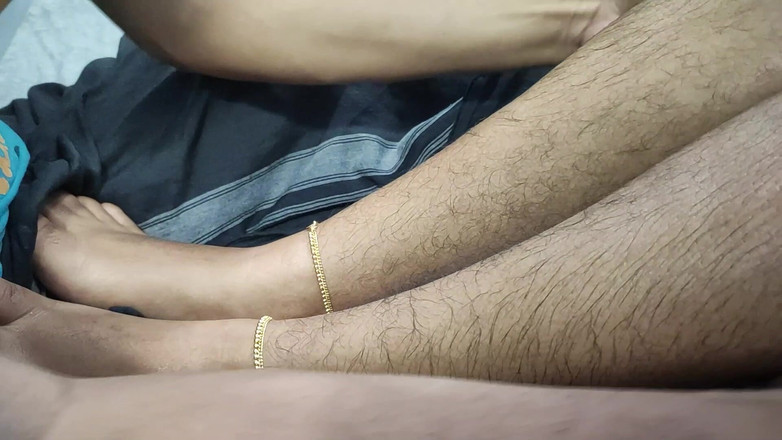 Vaigavarun Feet romance: Ayak masajı