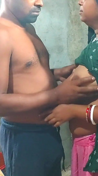 Fucked Neighbor's Indian Sister-in-law in Desi Style