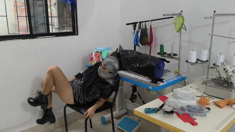 NEGRITA SEXY: 직장에서 맛있는 자위를 즐기는 내 큰 질