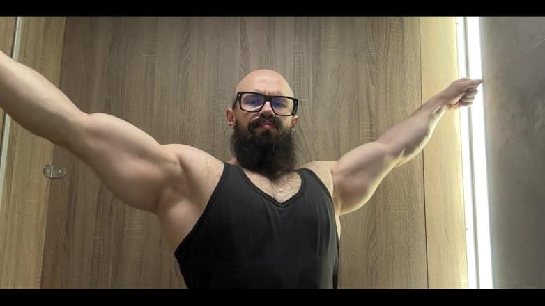 Mister Stone: Enjoy the View of My Thick Meaty Biceps Bouncing in...