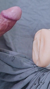मांसलता के लिए बड़ा फिसलन भरा लंड वीर्य निकालता है asmr कराह रही है