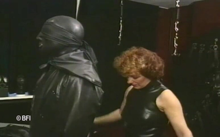 No limits I love it rough: Rubber Extreme #2032