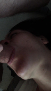 Přes postel kouření