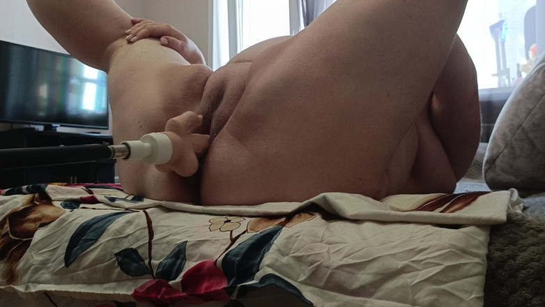 Zona901: Meaty Mother-in-law's Pussy and a Sex Machine