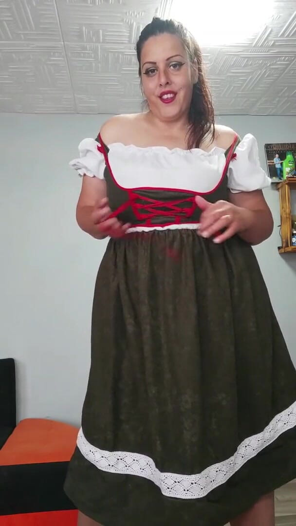 Young_strawberry: Erika Robot ada di sini untuk awak