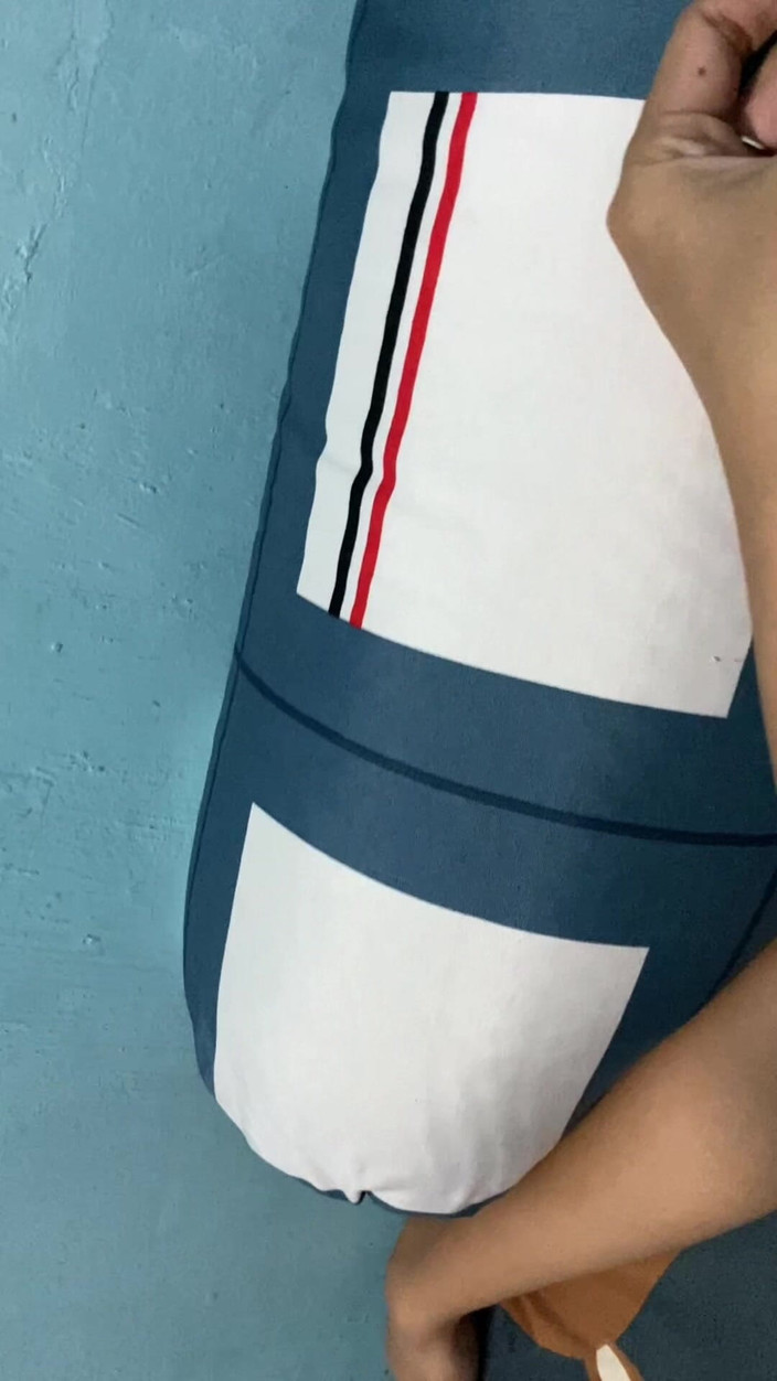 Bella Ivanka: Förför en tjej i en Hijab vill äntligen bli knullad