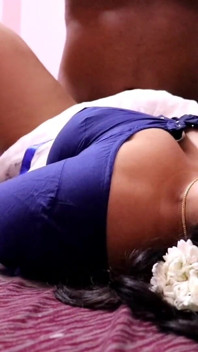Sexy tia peituda em saree e blusa azul fodida duro buceta cremosa