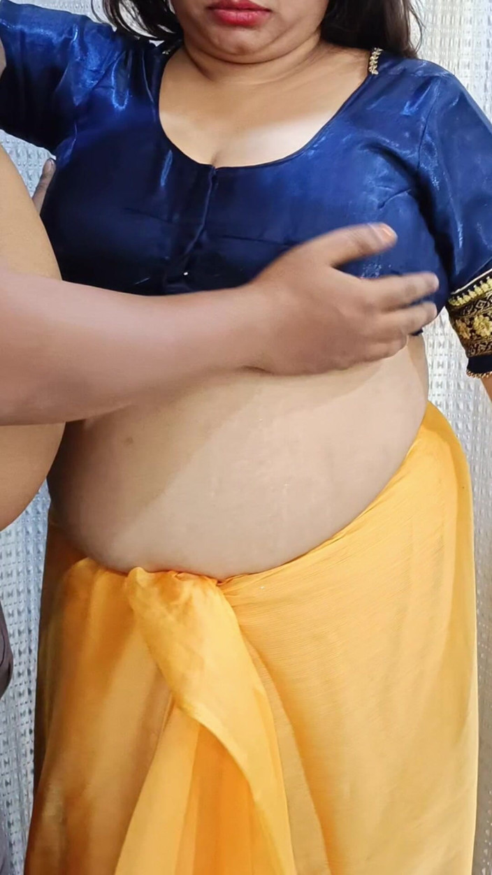 Catchybusty: Celowo zdjąłem Bhabhi Sari