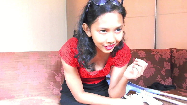Asian Pussy Vision: Evil with Cast Leg - Comment ça a commencé (SCL)