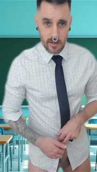 Nauczyciele pet POV odgrywać rolę