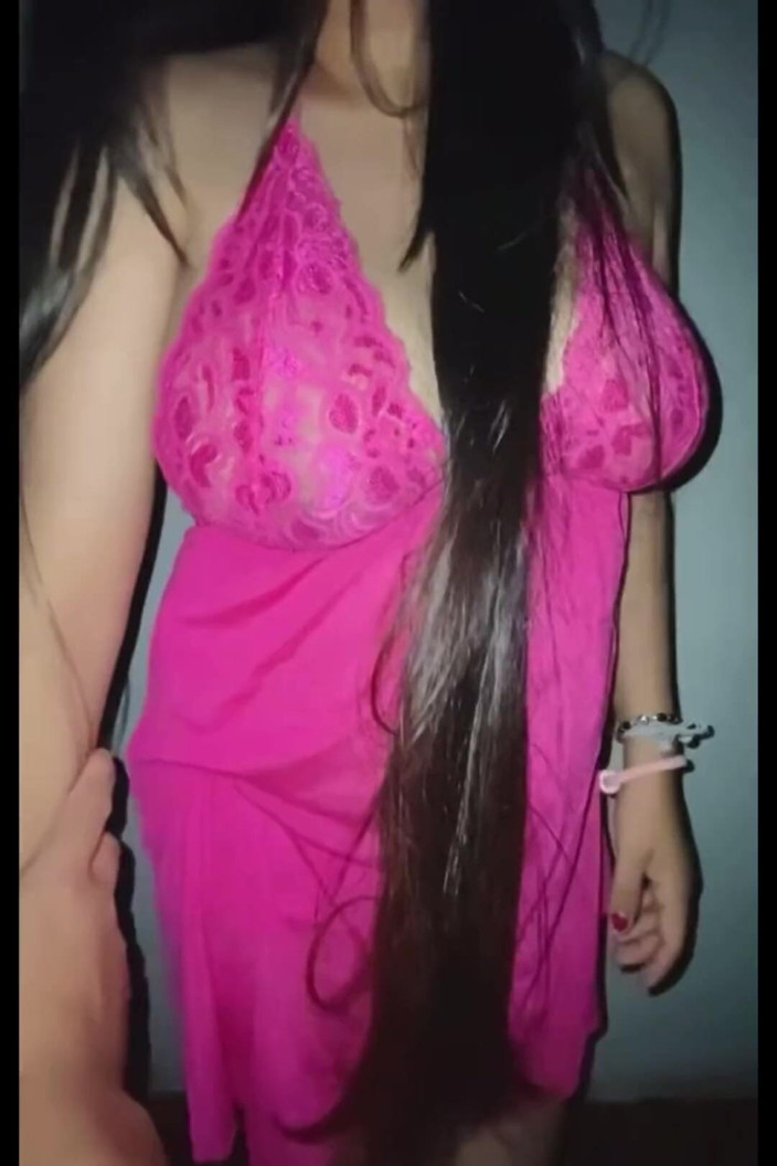 Hornyhusbandwife: Istriku Bilang Kalau Dia Butuh Kontol Yang Lebih Besar Dariku...