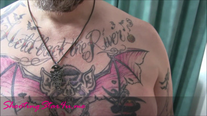 Shooting Star: Dietro le quinte tempo di tatuaggi
