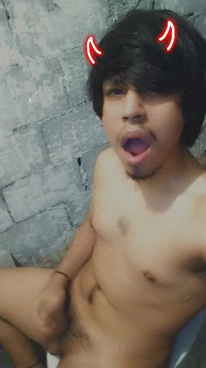 AlexAlejandro13: Hot Devil in the Toilet