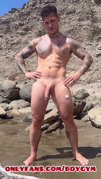 My Big Cock Cums in a Public Beach