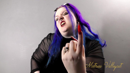 Mxtress Valleycat: Weapons of mass seduction