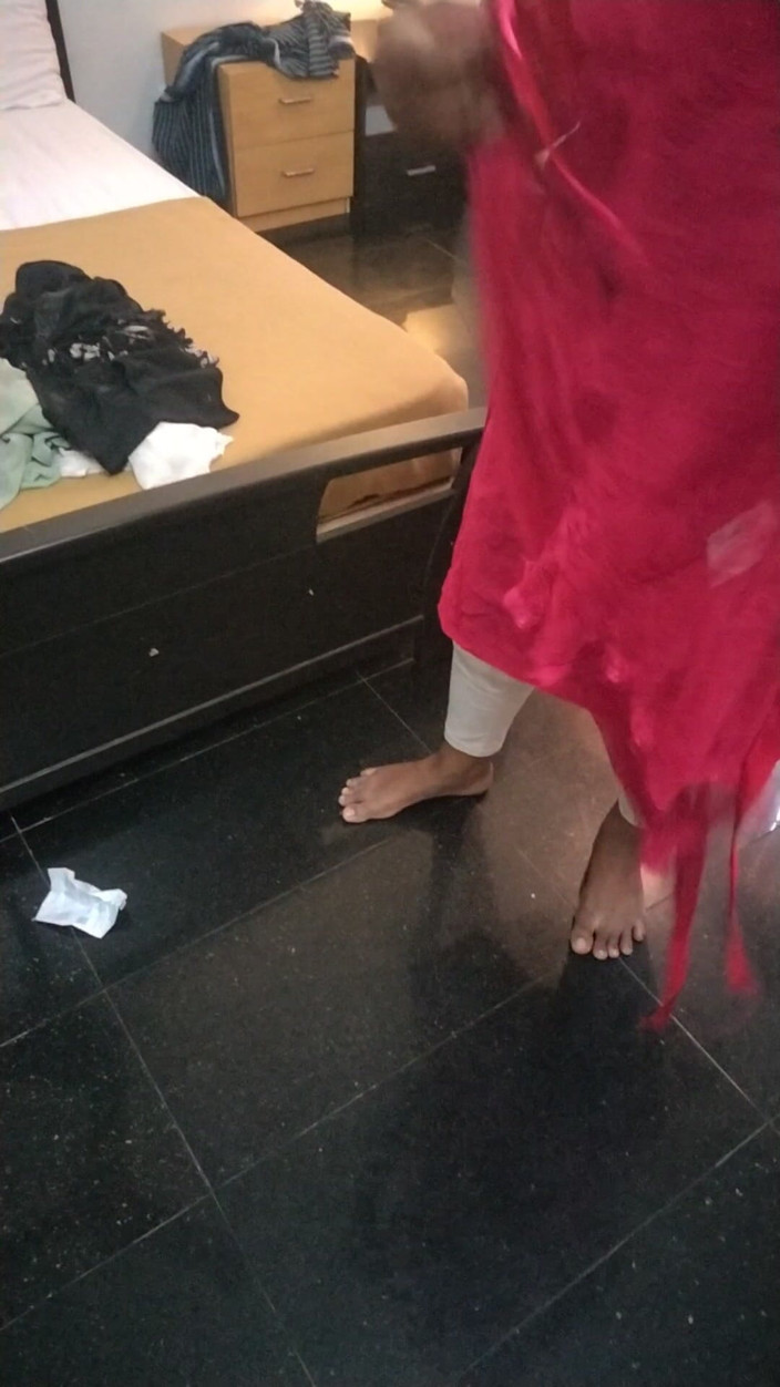 Tamil lesbian: Dekat sebalik Penggambaran - Pilih Pakaian