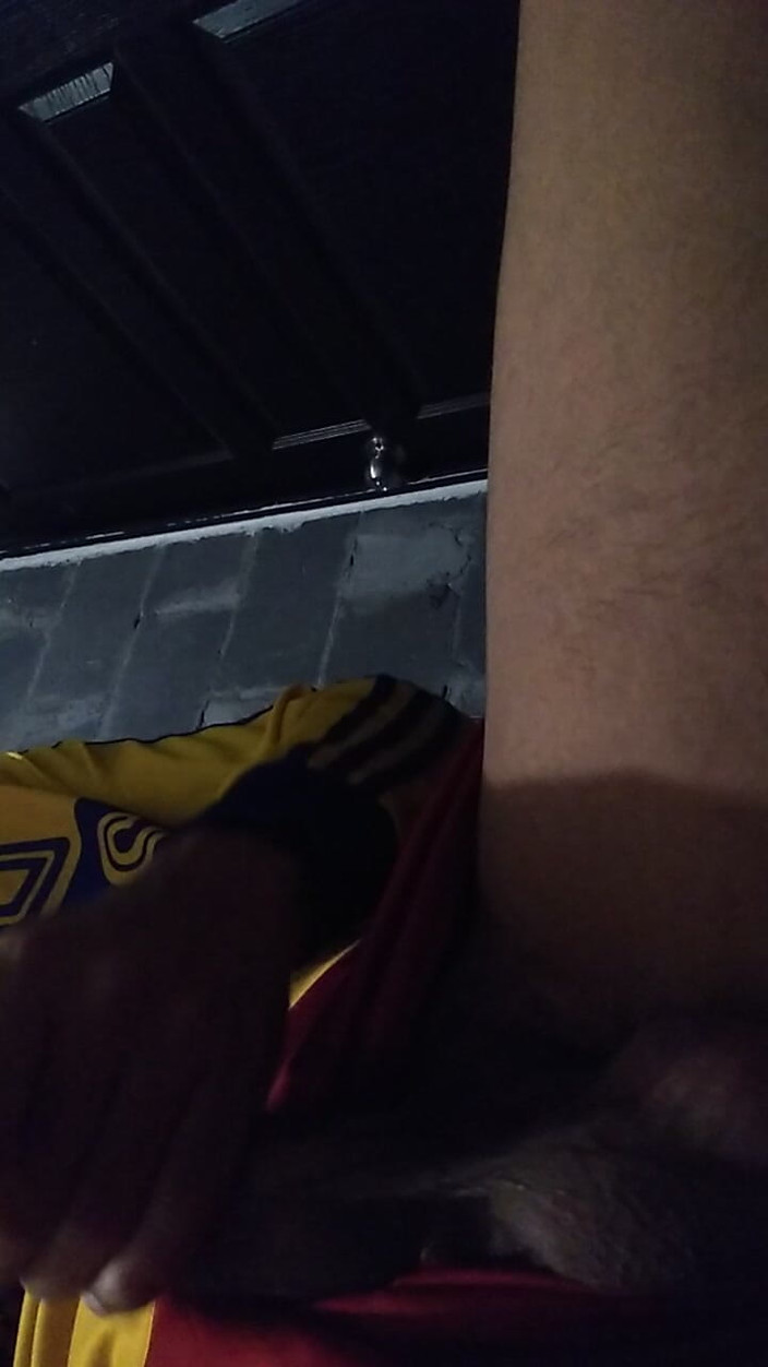 AlexAlejandro13: Чекаю вас у ванні для кохання