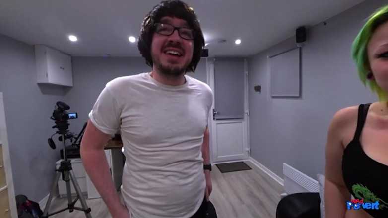 Nerd Pervert: Maeve Winters - 2 nerds gozando