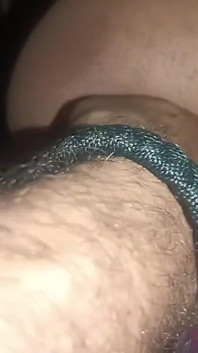 Indianca Desi Pooja Bhabhi a făcut sex cu luminile aprinse