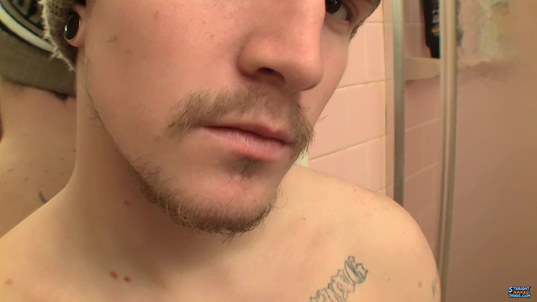 Straight naked thugs: Um bandido hetero e seu tesão latejante