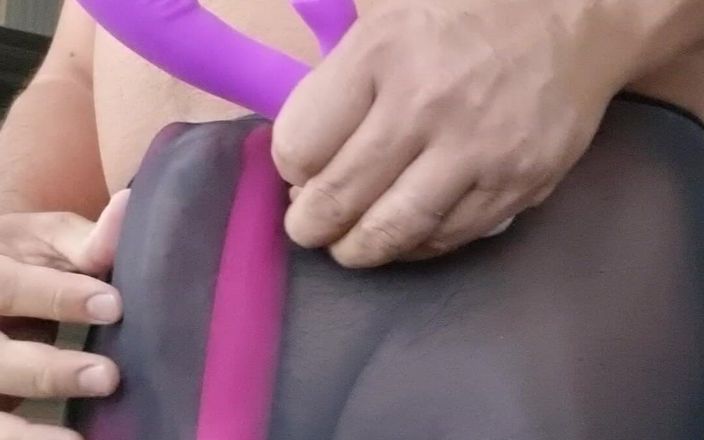 My panties: काली पैंटीज और अधोवस्त्र के माध्यम से देखें