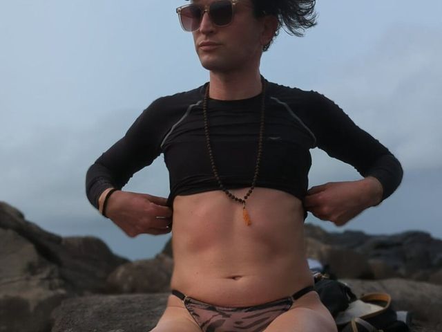 Shaved Puusy Sissy Outdoor (Traxxxy)