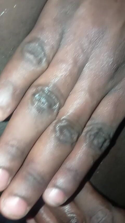 Africatrans: Transgender-mädchen gegen ladyboy