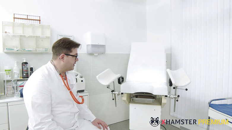 Sextermedia by Pete: Perverted Examination at the Gynecologist