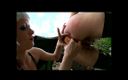 Absolute BDSM films - The original: Seksowna blondynka upokarzająca cipkę, szczypanie w dupę, biczowanie w niewoli