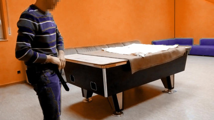 Mark Hannes: Fast Pool Table Hump an Wank Masturbation