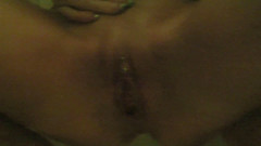 German amateur - 100% German hardcore videos: MILF berbulu pendek yang bertetek besar dikencing di bilik air