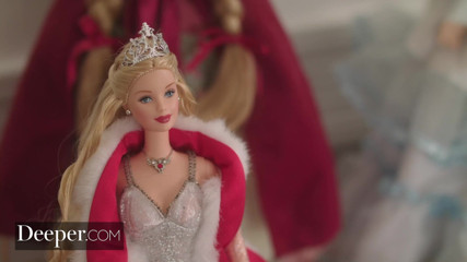 Deeper: Hlubší. Elsa Jean se stává jeho dokonalou fantazií