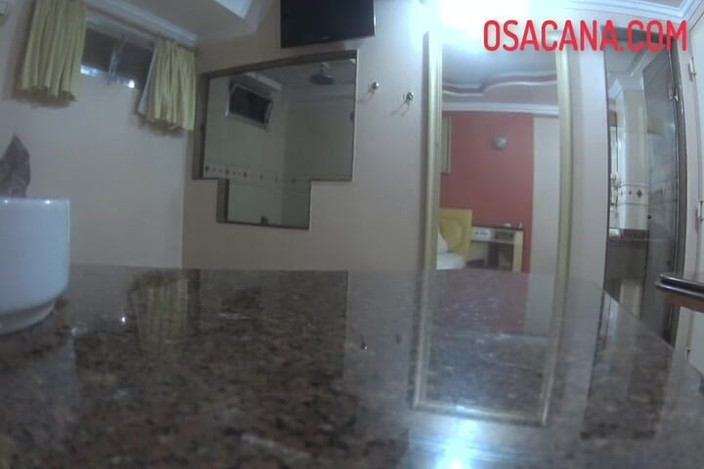 World Tranny: Kocaman çekici motelde zekalı ile seks yapıyor