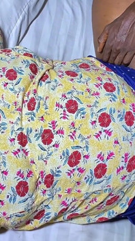 Mahasiwa ngentot dan ngentot pantat bahenol dosen kampusnya yang gemuk
