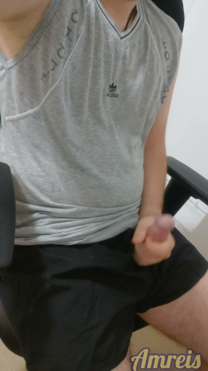Amreis: I Hurry Home After Work to Jerk off.