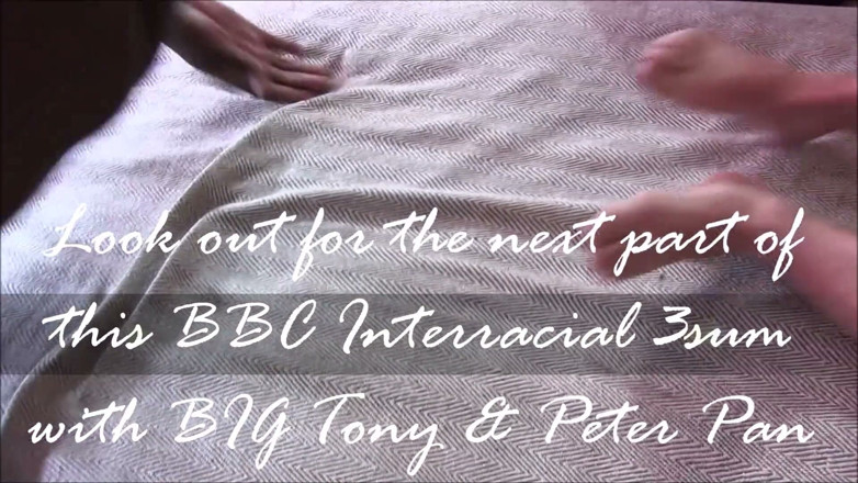 Shooting Star: BBC mezirasová dvojitá penetrace creampie 3sum pro sexy manželku, která natáčí...