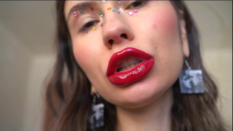 Rarible Diamond: Шаловливая принцесса Ruby Kiss