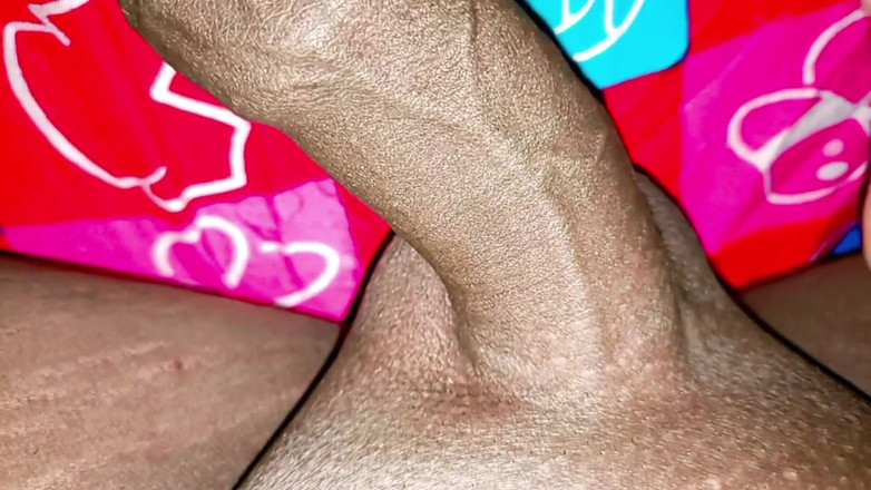 Catchybusty: Tante semok ini diam-diam nggak diam-diam siap dientot habis-habisan