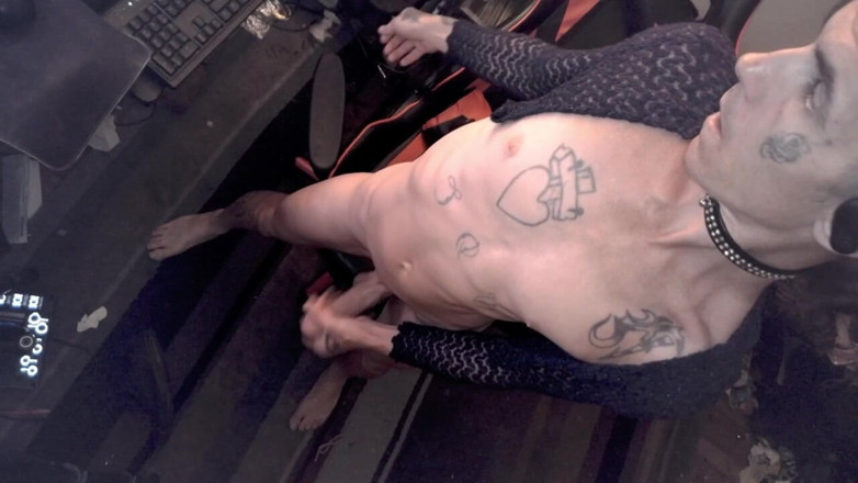Xi Liang: Playing with myself my hot little femboy bitch body