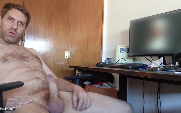 Andres Ivanoff: 내 자지를 빨고 핑거링