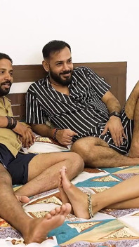Festa del sesso perfetta, un sesso a quattro hardcore di cara amica