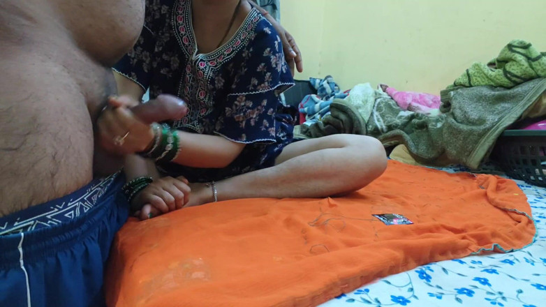 Sexy baby girl: Bhabhi Ko mc mai hi 콘돔 Laga Kar Choda