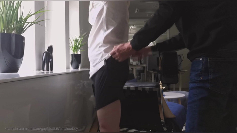 Oznob Oznofla: 非常严厉的鞭刑